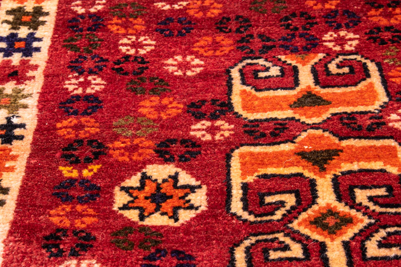 9780 Persian Shiraz Small Rug 52x55cm (1.8 x 1.9ft)